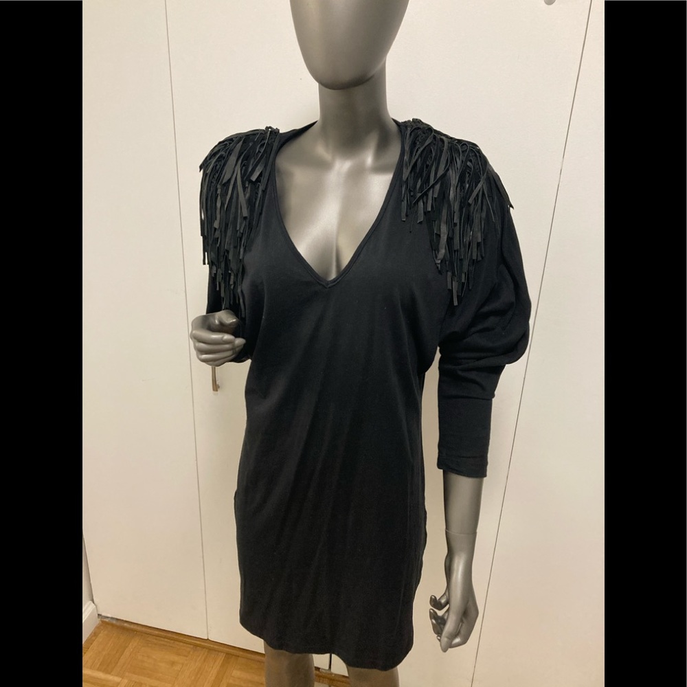 ROCK N ROLL ELEGANCE - Picture 3 of 8